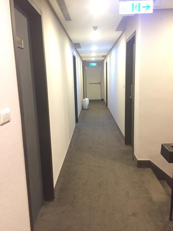 Royal Hotel Taipei Eksteriør bilde